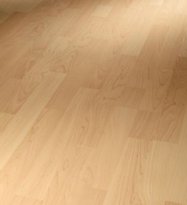 Вишня красно-коричневая